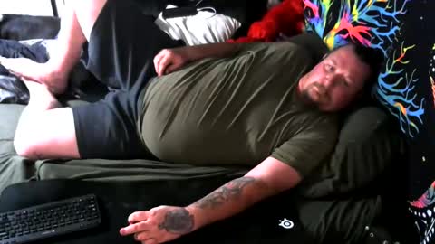 Snapshot of kingdawgg77 chatting on 04/04/26, 02:10 Jerry online show from 04/04/26, 02:10