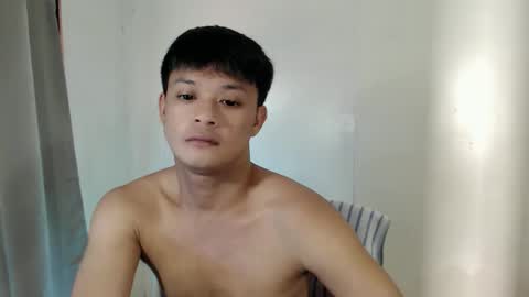 Snapshot of kingdomcum96 chatting on 03/27/26, 02:28 kingdomcum96 online show from 03/27/26, 02:28