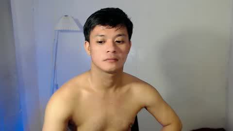 Snapshot of kingdomcum96 chatting on 04/07/26, 12:38 kingdomcum96 online show from 04/07/26, 12:38