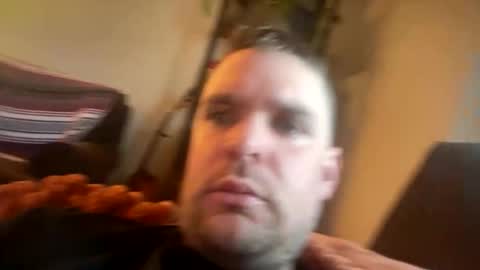 Snapshot of kingdong37835 chatting on 03/28/26, 11:43 kingdong37835 online show from 03/28/26, 11:43