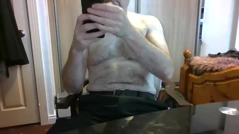 Snapshot of kingdonn1 chatting on 09/30/25, 02:44 Don online show from 09/30/25, 02:44