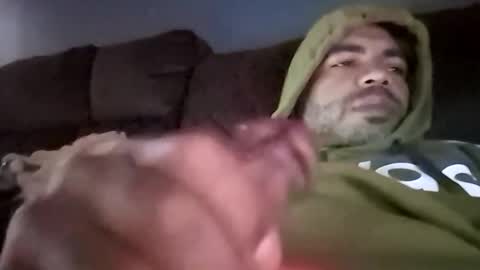 kingelizar12 online show from 10/22/25, 03:56