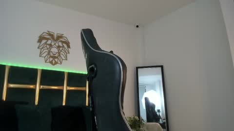 kingg_jay online show from 06/04/26, 12:11