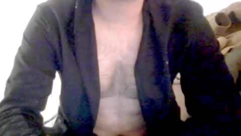 Snapshot of kingindisguise69 chatting on 02/27/25, 03:14 kingindisguise69 online show from 02/27/25, 03:14