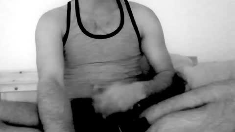 Snapshot of kingindisguise69 chatting on 11/22/25, 02:38 kingindisguise69 online show from 11/22/25, 02:38