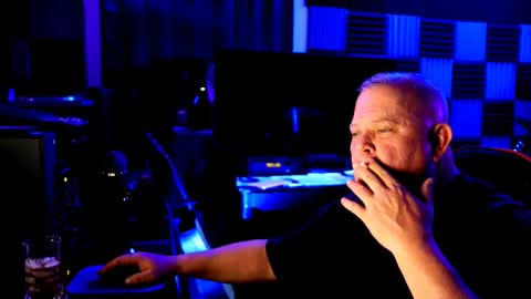 Snapshot of kingjamesviii chatting on 01/04/25, 04:33 King James VIII online show from 01/04/25, 04:33