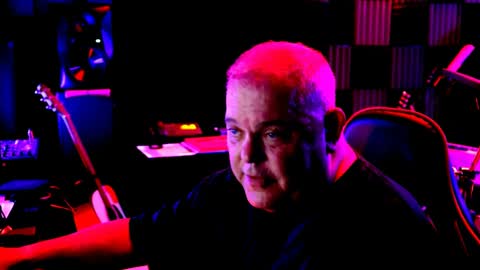 Snapshot of kingjamesviii chatting on 09/13/25, 06:13 King James VIII online show from 09/13/25, 06:13