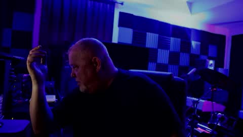 Snapshot of kingjamesviii chatting on 02/16/26, 05:36 King James VIII online show from 02/16/26, 05:36