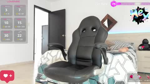 Snapshot of kinglatinlover chatting on 01/01/25, 03:14 George Santos online show from 01/01/25, 03:14