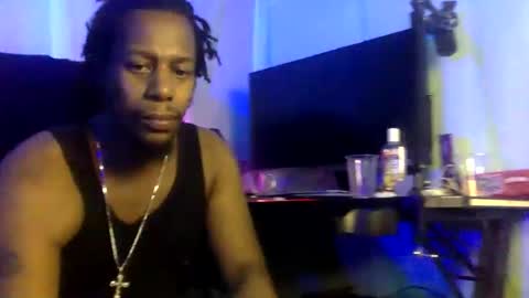 Snapshot of kinglibra420 chatting on 12/05/24, 03:48 loyal fuck online show from 12/05/24, 03:48