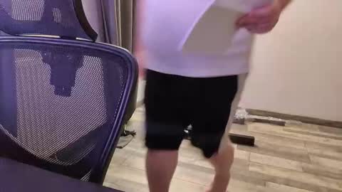 Snapshot of kingmarti chatting on 11/25/25, 05:35 Marti online show from 11/25/25, 05:35