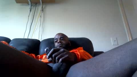 Snapshot of kingofkingz74 chatting on 01/12/26, 01:49 kingofkingz74 online show from 01/12/26, 01:49