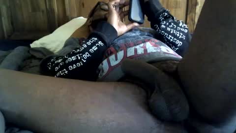 Snapshot of kingofkingz74 chatting on 02/25/26, 02:27 kingofkingz74 online show from 02/25/26, 02:27