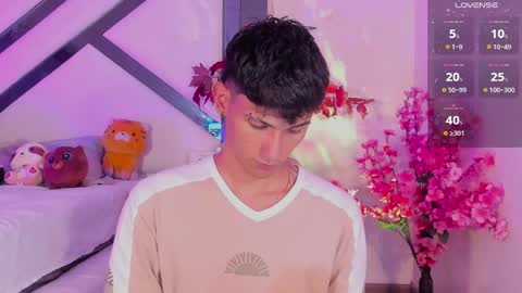  A L E X  online show from 01/12/25, 02:03