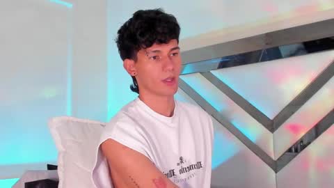  A L E X  online show from 02/09/25, 12:08