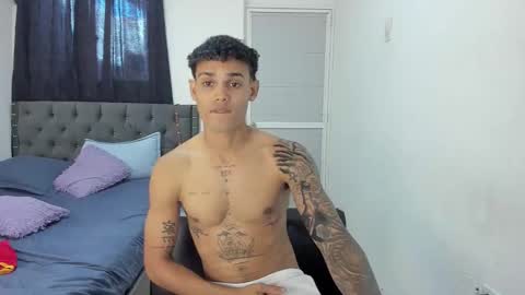 Snapshot of kings_latins chatting on 12/19/25, 06:48 DOMINANT ALPHA KINGS online show from 12/19/25, 06:48