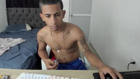 Snapshot of kings_latins chatting on 01/10/26, 07:54 DOMINANT ALPHA KINGS online show from 01/10/26, 07:54