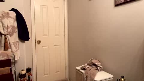 Snapshot of kingslimfresh chatting on 11/30/25, 07:56 kingslimfresh online show from 11/30/25, 07:56