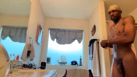 Snapshot of kingslimfresh chatting on 01/13/26, 04:56 kingslimfresh online show from 01/13/26, 04:56