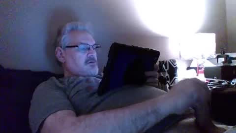 kingtongue10 online show from 12/10/24, 12:49