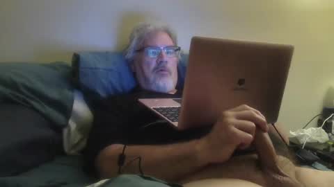 kingtongue10 online show from 06/15/26, 09:22