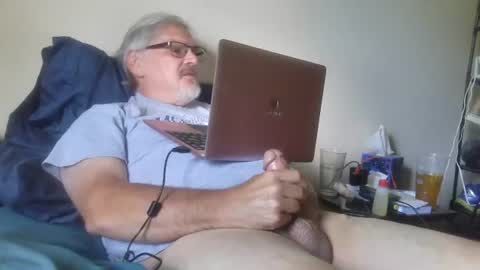 kingtongue10 online show from 06/19/26, 09:07