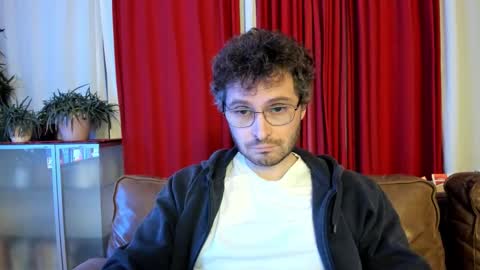 Snapshot of kinksubbydubby chatting on 10/31/25, 10:00 kinksubbydubby online show from 10/31/25, 10:00