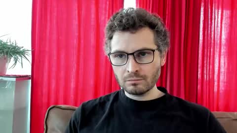 Snapshot of kinksubbydubby chatting on 11/01/25, 11:01 kinksubbydubby online show from 11/01/25, 11:01