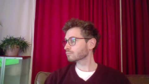 Snapshot of kinksubbydubby chatting on 11/29/25, 06:44 kinksubbydubby online show from 11/29/25, 06:44