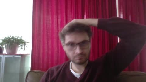 Snapshot of kinksubbydubby chatting on 11/30/25, 01:15 kinksubbydubby online show from 11/30/25, 01:15