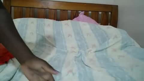 Snapshot of kinky_kaiya chatting on 01/12/25, 07:21 kaiya online show from 01/12/25, 07:21