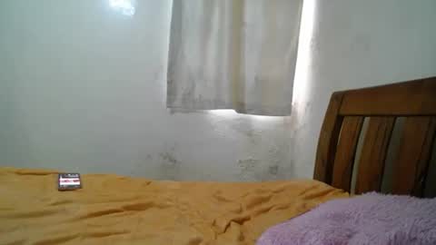 Snapshot of kinky_kaiya chatting on 09/24/25, 07:33 kaiya online show from 09/24/25, 07:33