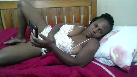 Snapshot of kinky_kaiya chatting on 01/18/26, 06:44 kaiya online show from 01/18/26, 06:44