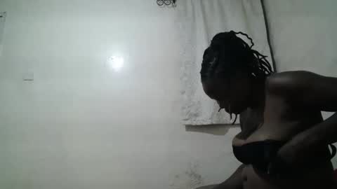 Snapshot of kinky_kaiya chatting on 02/10/26, 06:45 kaiya online show from 02/10/26, 06:45