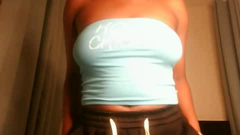 Lola online show from 12/16/25, 12:37