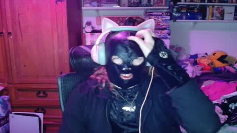 Snapshot of kinky_miku chatting on 11/22/25, 03:27 kinky_miku online show from 11/22/25, 03:27