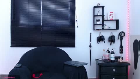 Allison  Diego online show from 12/11/24, 05:37