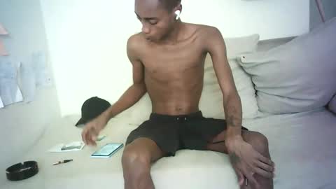 Snapshot of kinkybby_ chatting on 03/09/25, 09:46 kinkybby_ online show from 03/09/25, 09:46