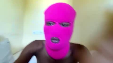 kinkybby_ online show from 05/05/26, 07:27