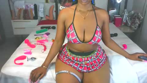 KinyBunz online show from 02/21/26, 01:06