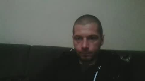 Snapshot of kinkycouple147 chatting on 05/01/26, 06:34 kinkycouple147 online show from 05/01/26, 06:34