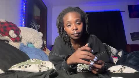 Snapshot of kinkycoupleinteracial chatting on 11/06/25, 12:55 interracialfacial online show from 11/06/25, 12:55