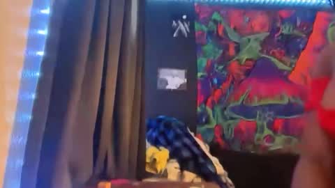 Snapshot of kinkycoupleinteracial chatting on 12/21/25, 02:13 interracialfacial online show from 12/21/25, 02:13