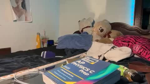 Snapshot of kinkycoupleinteracial chatting on 01/17/26, 04:39 interracialfacial online show from 01/17/26, 04:39