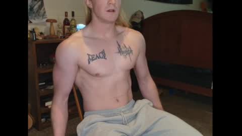 Snapshot of kinkycrusader chatting on 05/01/26, 04:11 Fabio online show from 05/01/26, 04:11
