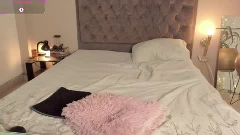 Jenny online show from 05/14/26, 07:04