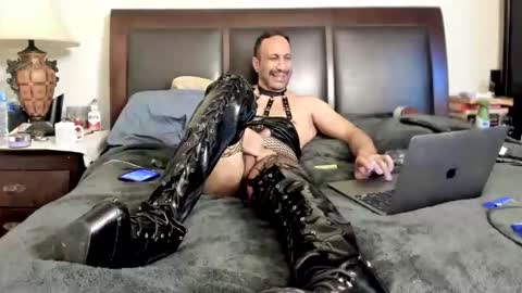 Kinkyguy323232 online show from 05/01/26, 01:54
