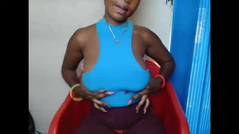 Snapshot of kinkyjuicexx chatting on 09/12/25, 10:15 kinkyjuicexx online show from 09/12/25, 10:15