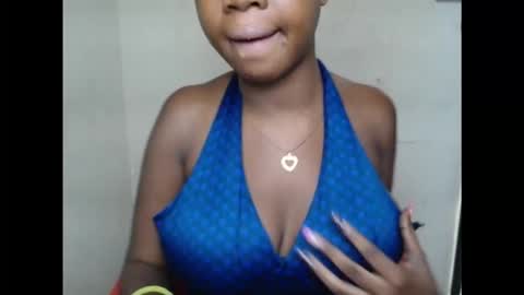 Snapshot of kinkyjuicexx chatting on 09/13/25, 04:51 kinkyjuicexx online show from 09/13/25, 04:51