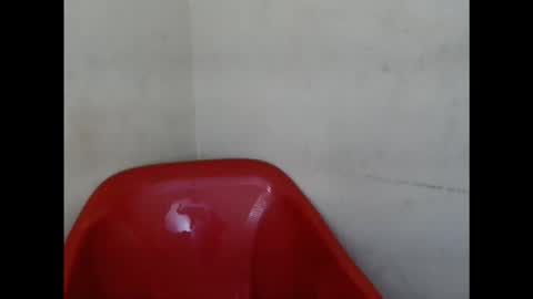 Snapshot of kinkyjuicexx chatting on 10/01/25, 09:37 kinkyjuicexx online show from 10/01/25, 09:37